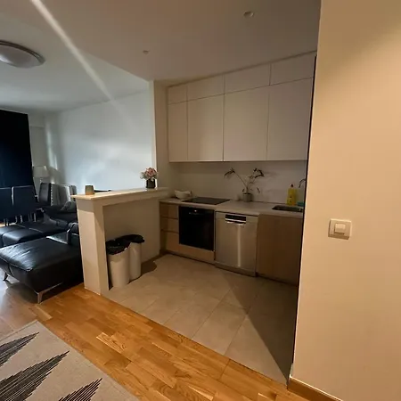 Waterfront Apartment *